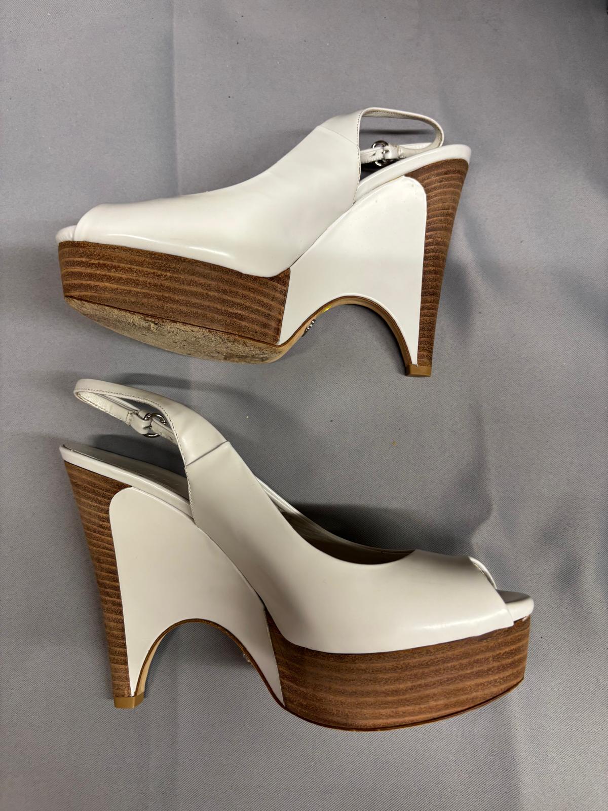 Gucci White Leather Platform Wooden Heels UK 3 EU 36 Sling-Back Peep-Toe