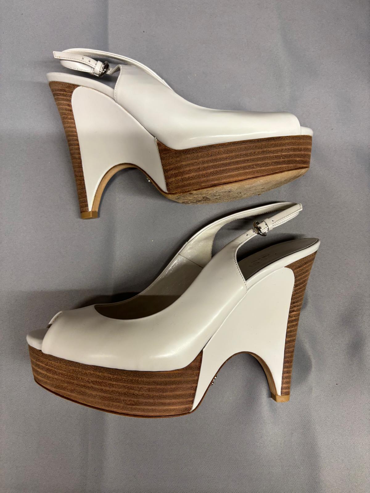 Gucci White Leather Platform Wooden Heels UK 3 EU 36 Sling-Back Peep-Toe