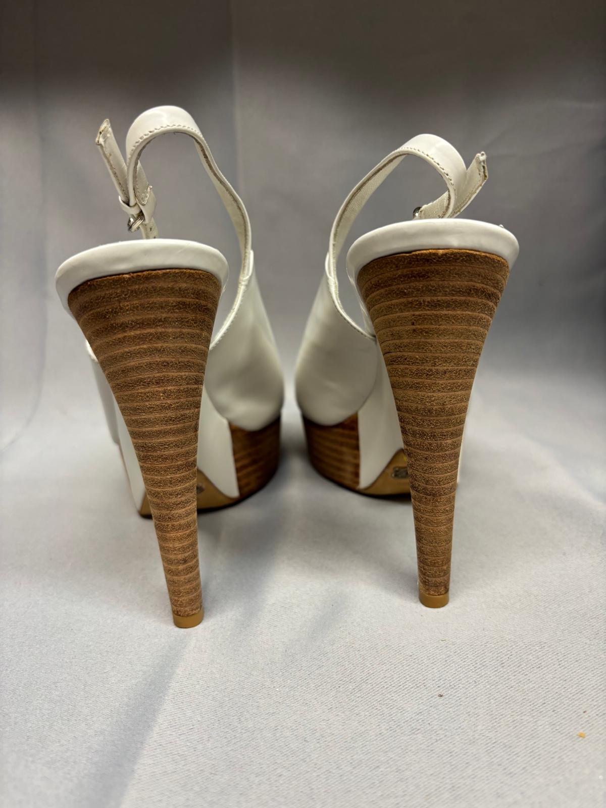 Gucci White Leather Platform Wooden Heels UK 3 EU 36 Sling-Back Peep-Toe