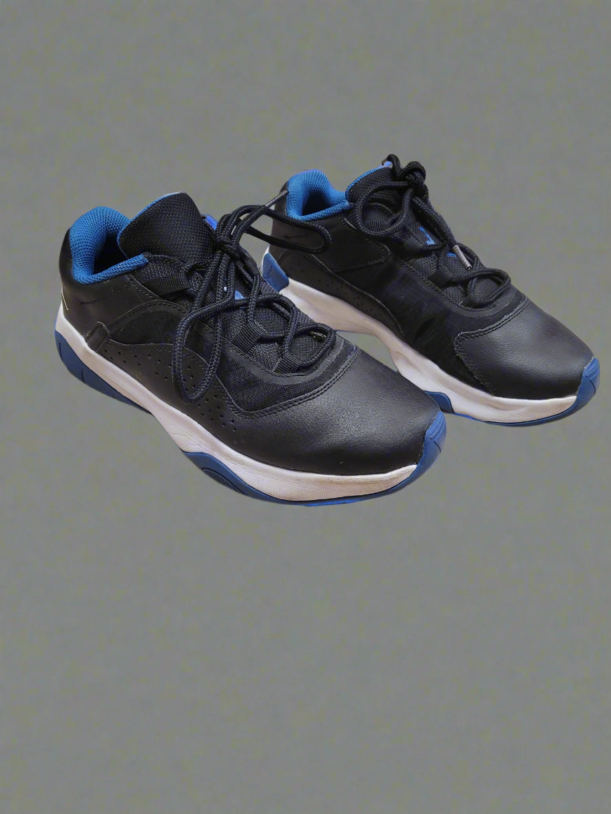 Nike Air Jordan 11 CMFT  UK size 6