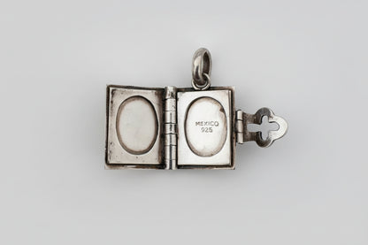Taxco Mexican 925 Sterling Silver Book Style Locket USED VGC