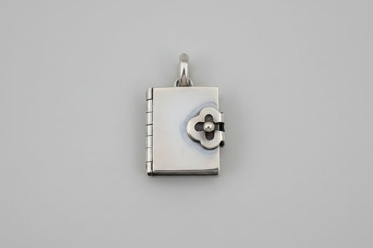 Taxco Mexican 925 Sterling Silver Book Style Locket USED VGC