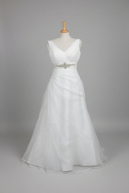 Wedding Dress - Romantation - UK 14 EU 42 - White Tulle Beaded Diamante Broach Waist