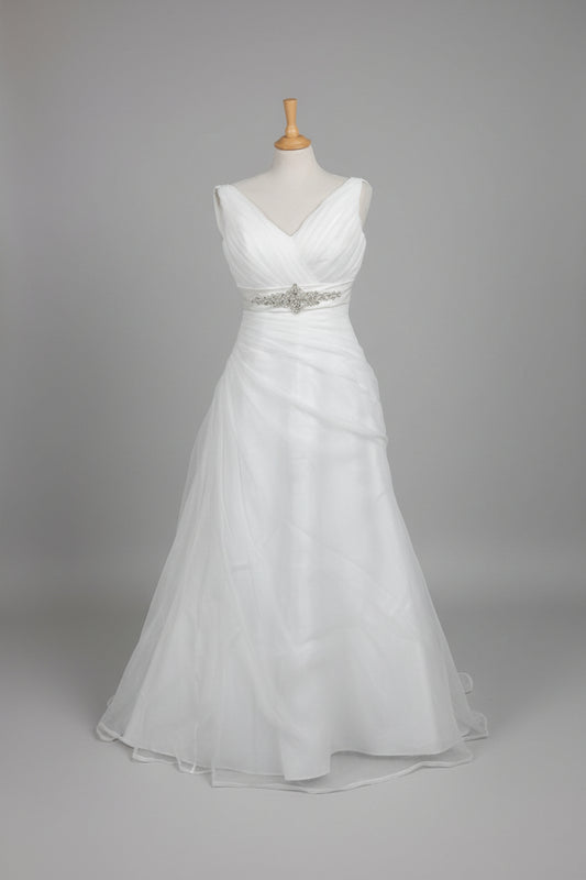 Wedding Dress - Romantation - UK 14 EU 42 - White Tulle Beaded Diamante Broach Waist