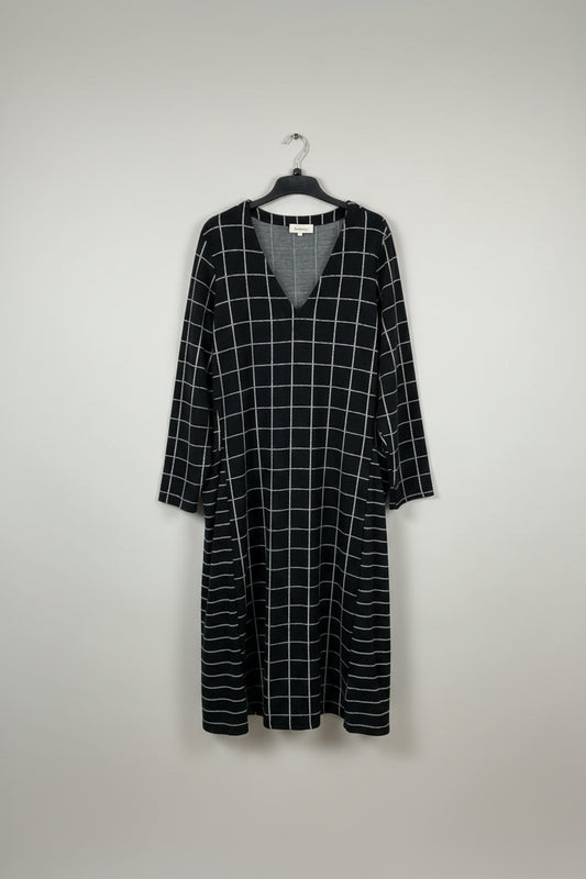 SAHARA Black & White Check Dress (S) Size Small V-Neck Midi Maxi Smock
