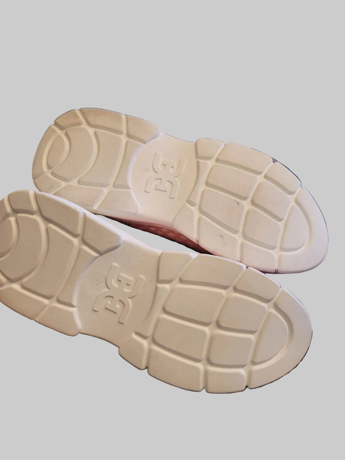 Sam Edelman Trainers UK 5 EU 38 Embroidered Pink & Blue Lace-Up White Sneakers - GOOD USED CONDITION