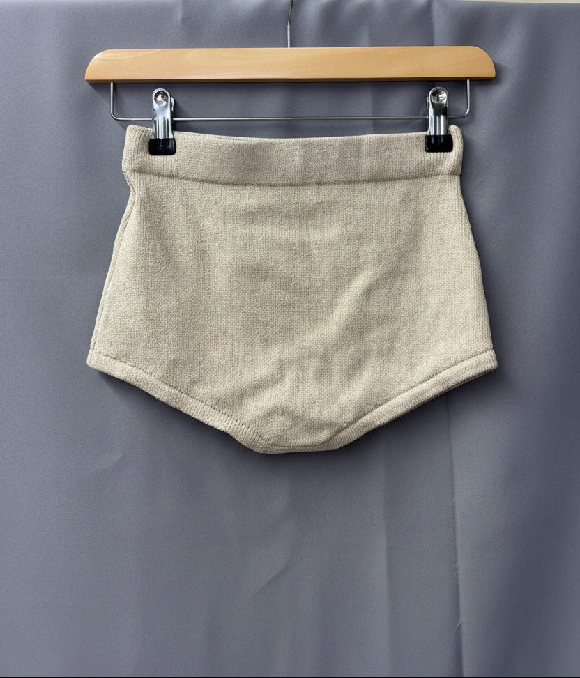 BNWT Entire Studios (XS) Shorts UK 6 8 EU 34 36 Cuts Colour Sand - New