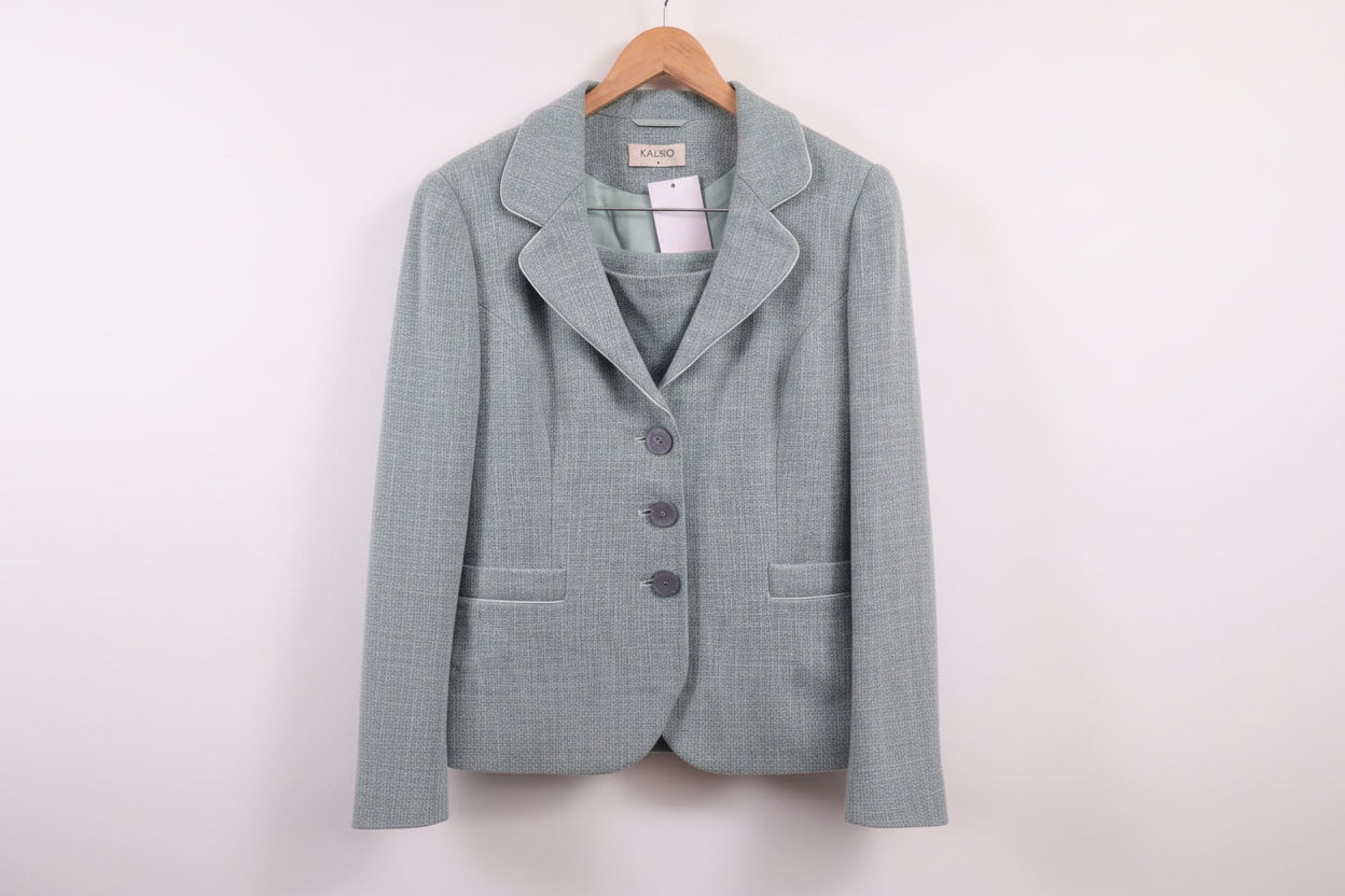 Kaliko Womens Skirt and Blazer Suit Shell 34% Wool 66% Viscose Size 8 - GOOD USED CONDITION