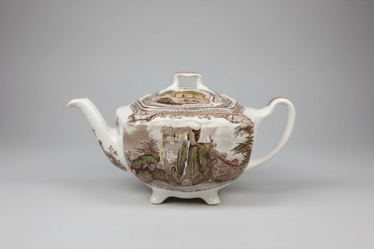 Johnson Brothers Old Britain Castles Teapot featuring Farnham & Donnington Castles USED