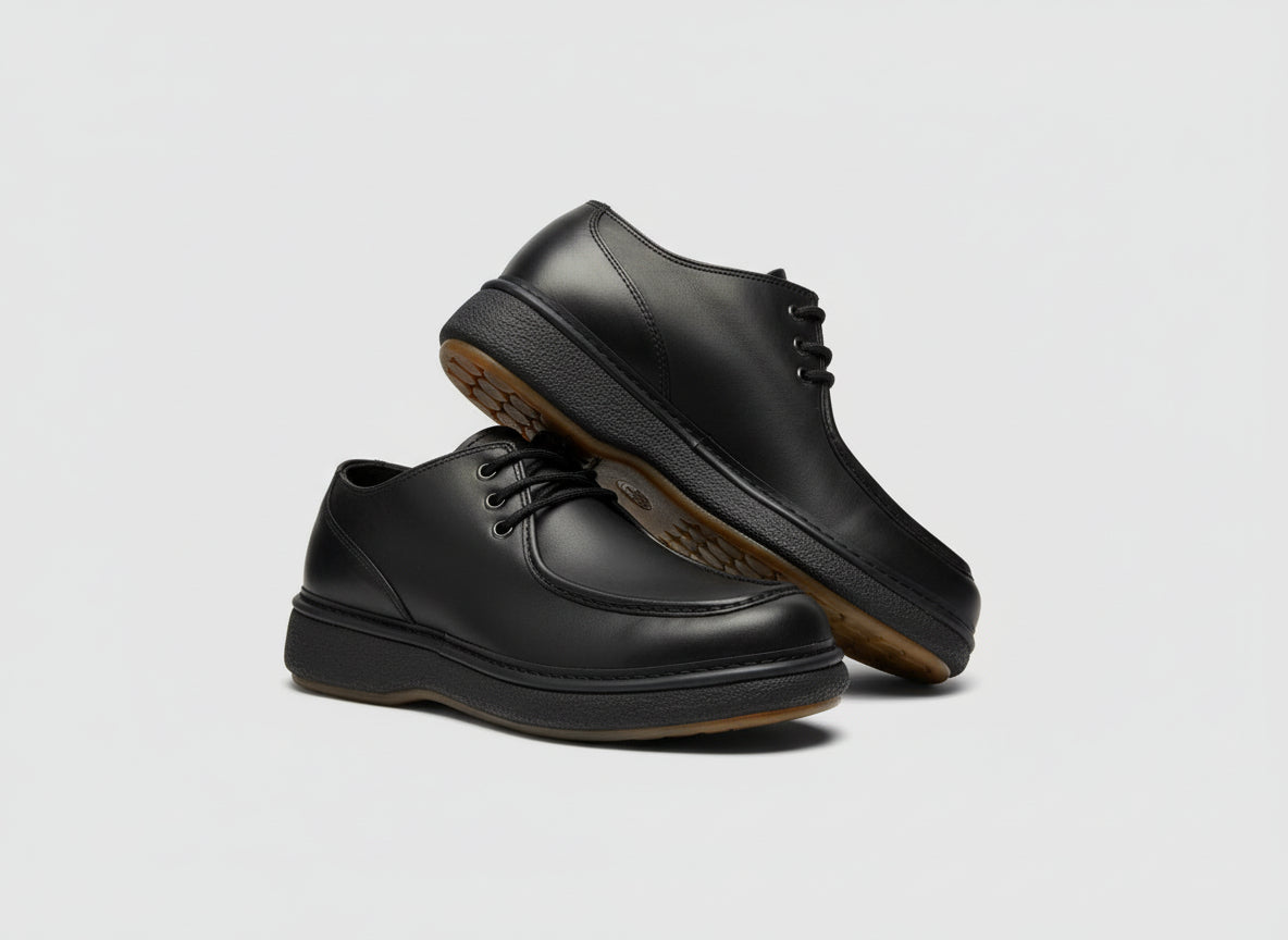 Timberland Black Leather Lace-Up Shoes Size 11 M Rubber Soles