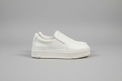 VAGABOND 'Judy' White Leather Slip-On Platform Flatform Trainers Sneakers - In Box - Great Used Condition