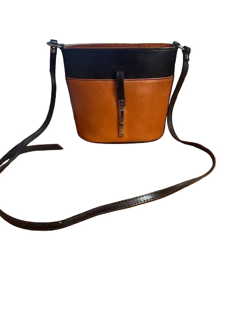Vera Pelle leather Black & Tan Shoulder Bag - Unused Immaculate