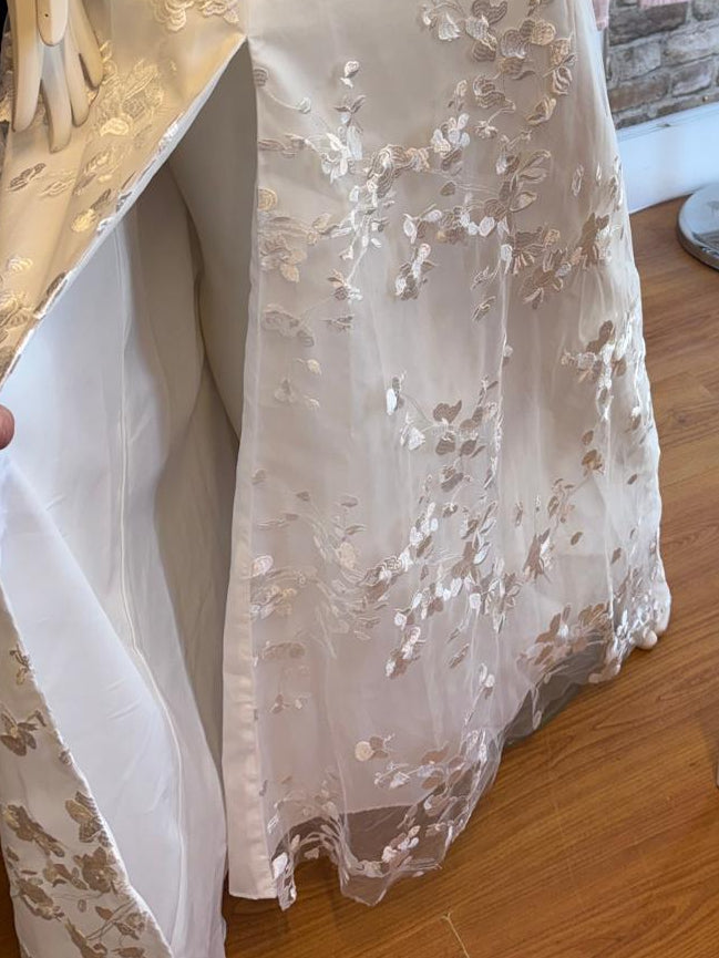 Stunning STACEES Wedding Dress With Detachable Overskirt BNWT Size 8 EU 36 Floaty Floral